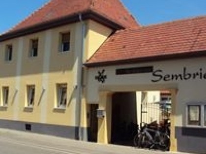 照片: Sembries